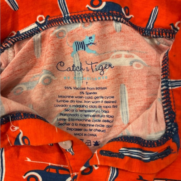 Catch a tiger shirt boys size 7 short sleeve cars - Picture 3 of 4